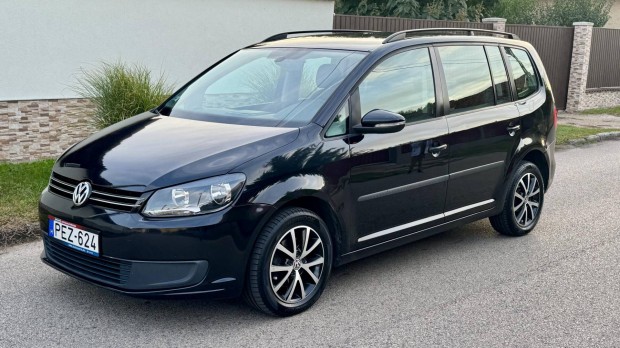 Volkswagen Touran 1.6 CR TDI Highline DSG [7 sz...